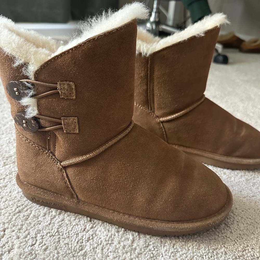 Bearpaw brown winter snow boots US women’s 7
